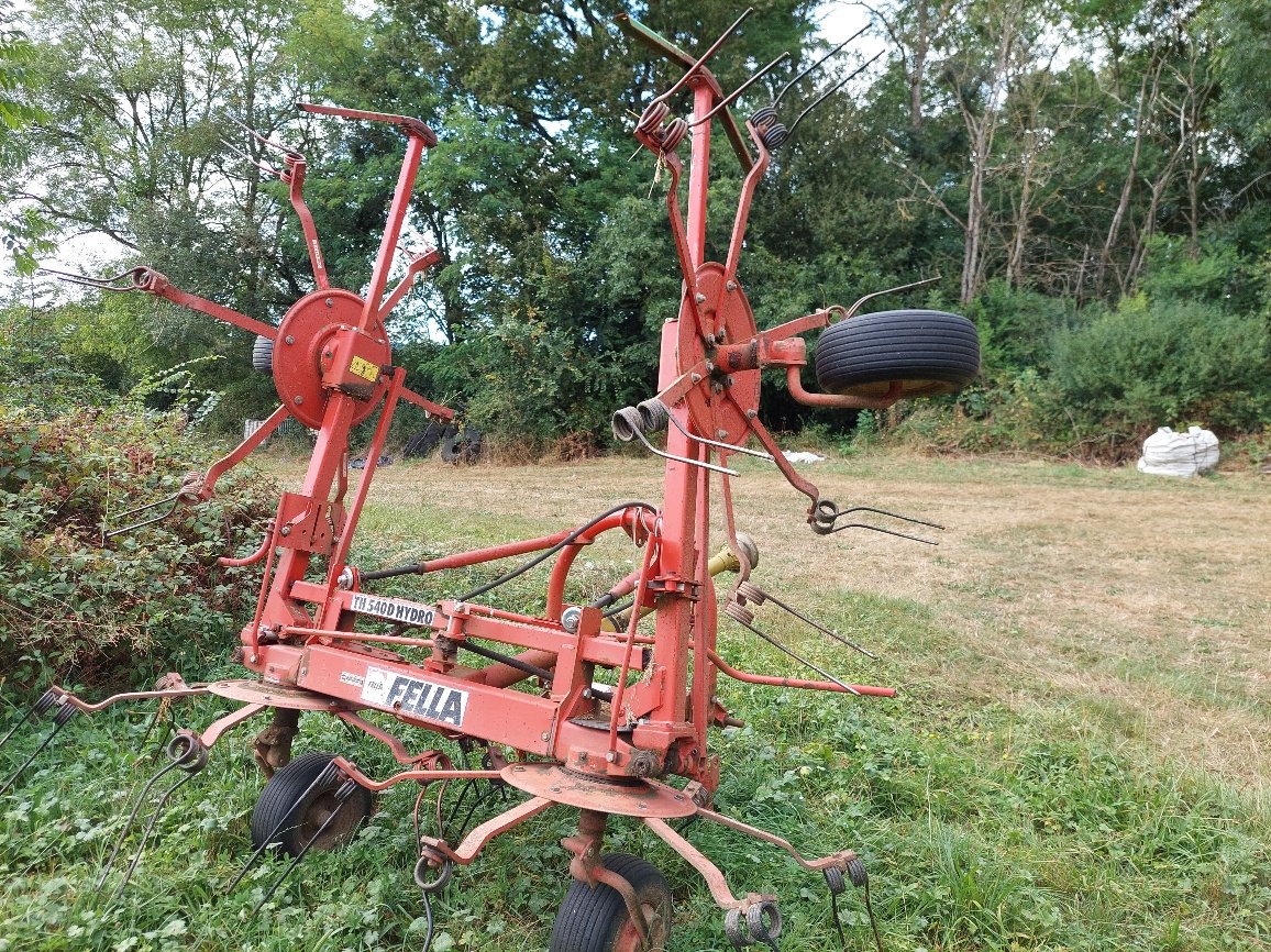 Kreiselheuer van het type Fella TH 540 DHY, Gebrauchtmaschine in SAINT LOUP (Foto 11)