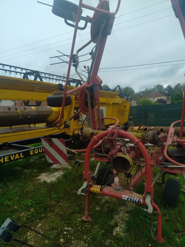 Kreiselheuer van het type Fella Th 680 d hyd, Gebrauchtmaschine in Lérouville (Foto 2)