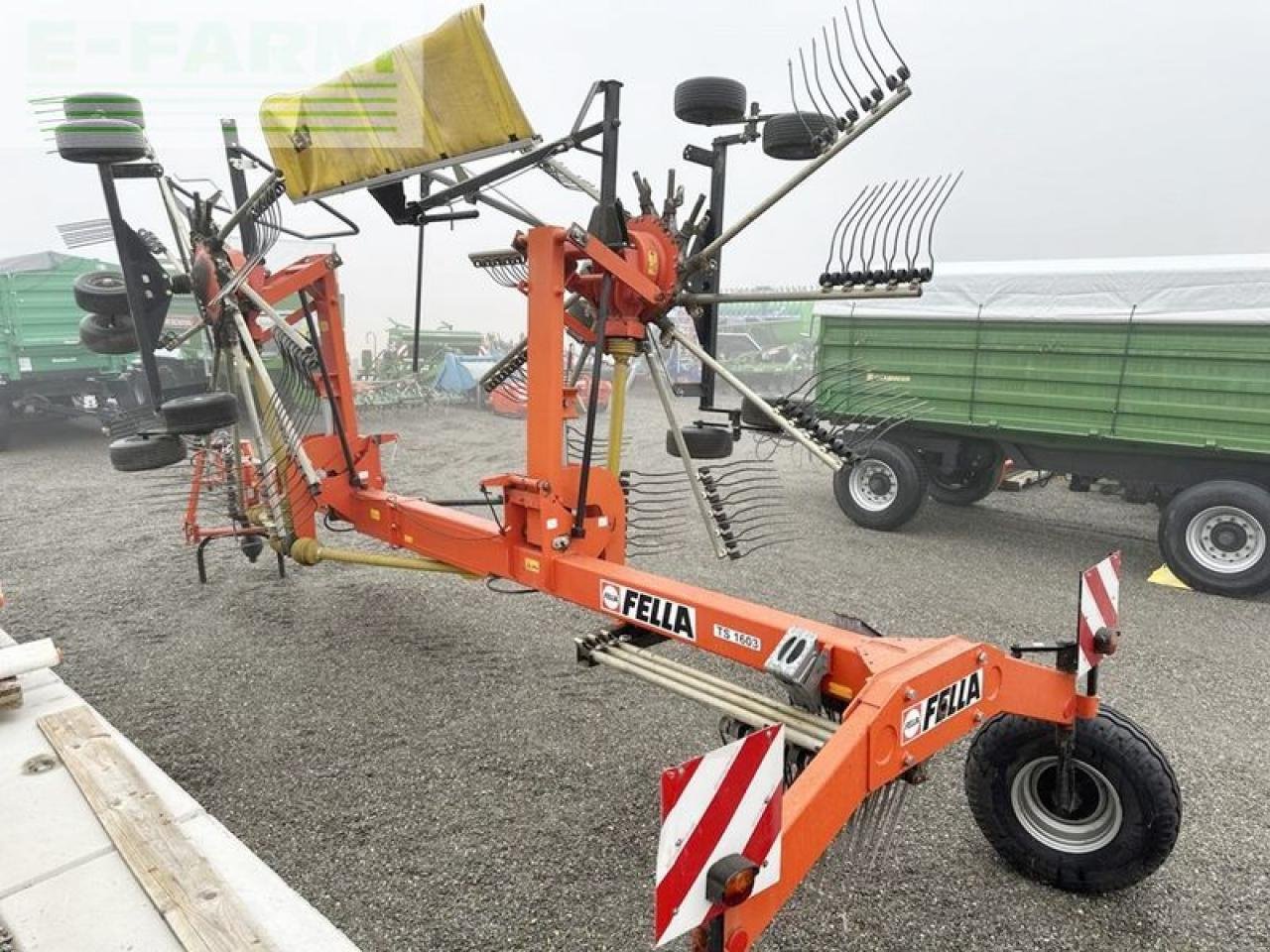 Kreiselheuer typu Fella ts 1603 doppelschwader, Gebrauchtmaschine w SANKT MARIENKIRCHEN BEI SCHÄRDING (Zdjęcie 4)