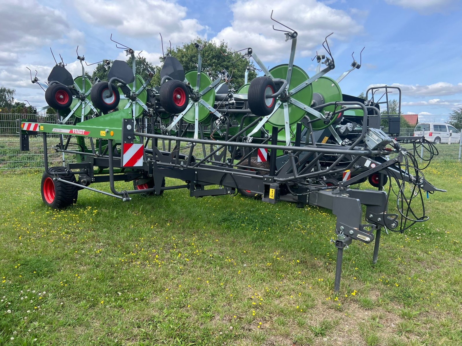 Kreiselheuer typu Fendt Lotus 1250 T, Gebrauchtmaschine w Kruckow (Zdjęcie 1)