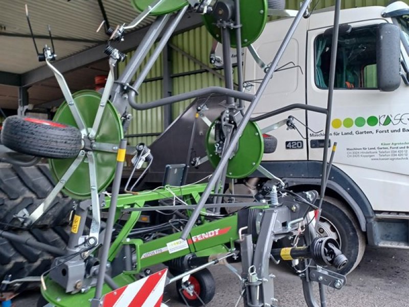 Kreiselheuer van het type Fendt Lotus 770, Ausstellungsmaschine in Hindelbank (Foto 1)