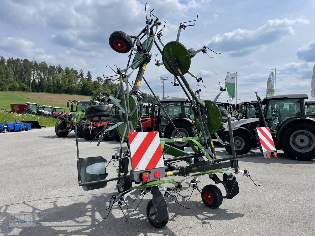 Kreiselheuer des Typs Fendt Lotus 770, Neumaschine in Niederkappel (Bild 3)