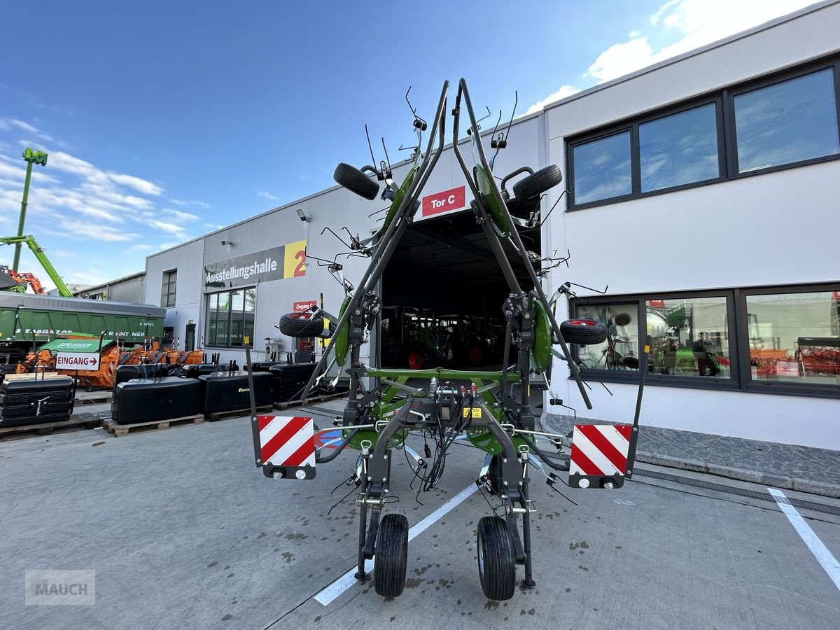 Kreiselheuer van het type Fendt Lotus 770, Neumaschine in Burgkirchen (Foto 2)