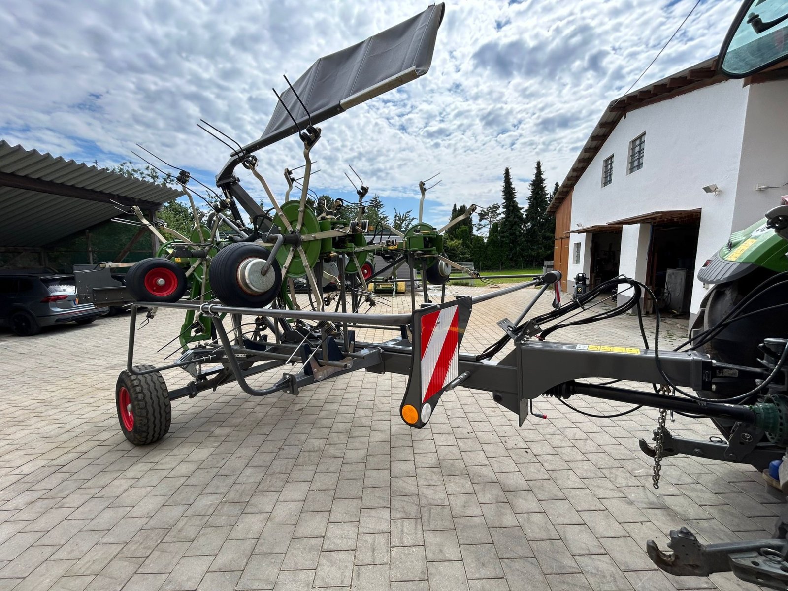 Kreiselheuer del tipo Fendt Twister 11008 T, Gebrauchtmaschine In Mühlhausen-Ehingen (Immagine 3)