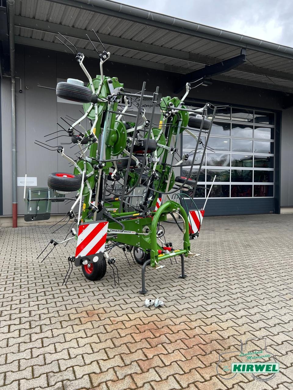 Kreiselheuer van het type Fendt Twister 8608, Neumaschine in Blankenheim (Foto 2)