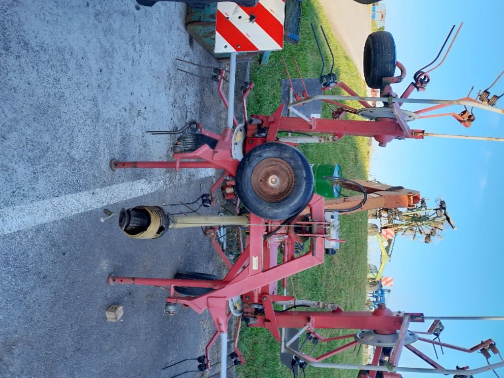 Kreiselheuer van het type JF Stoll Z585 PRO, Gebrauchtmaschine in BAZOGES EN PAREDS (Foto 3)