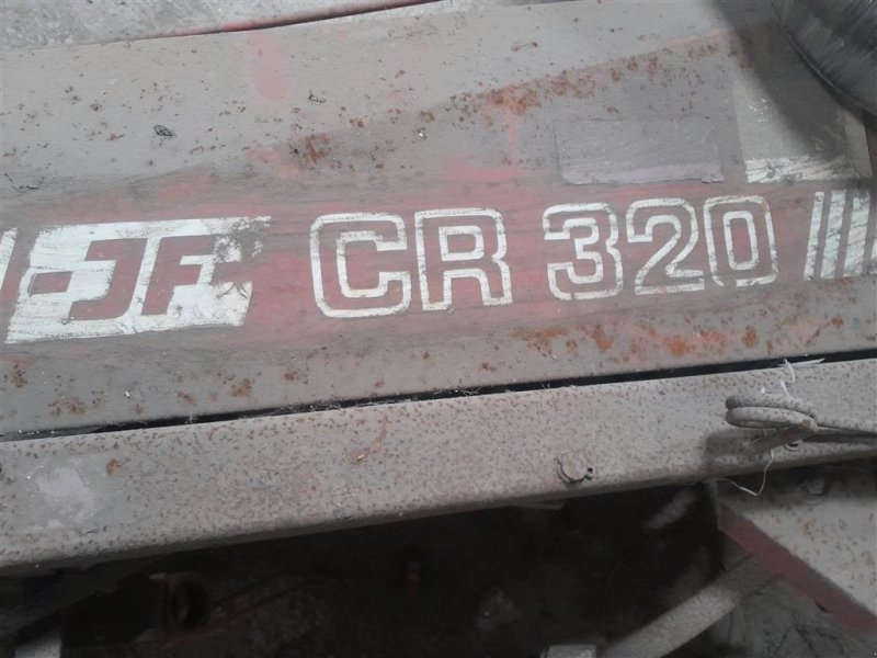 Kreiselheuer du type JF CR 320 kombirive med skårsamler, Gebrauchtmaschine en Struer