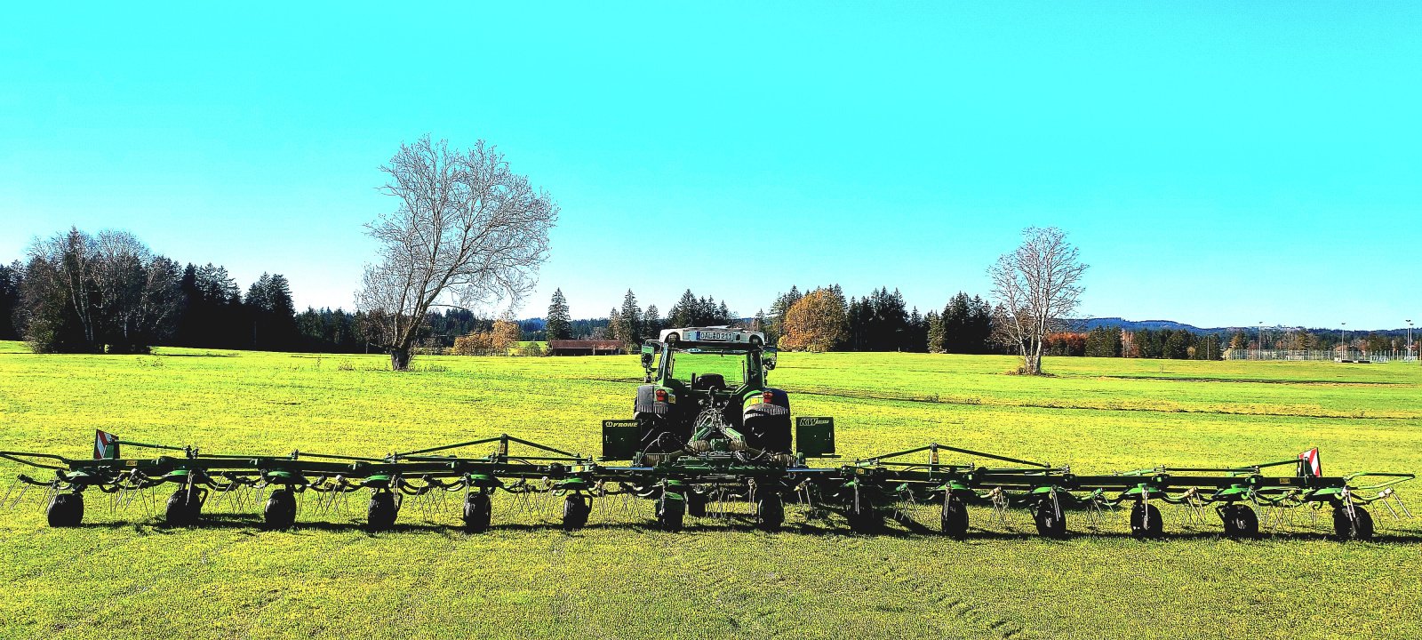 Kreiselheuer des Typs Krone KW 15.02/14 T, Gebrauchtmaschine in Görisried (Bild 2)