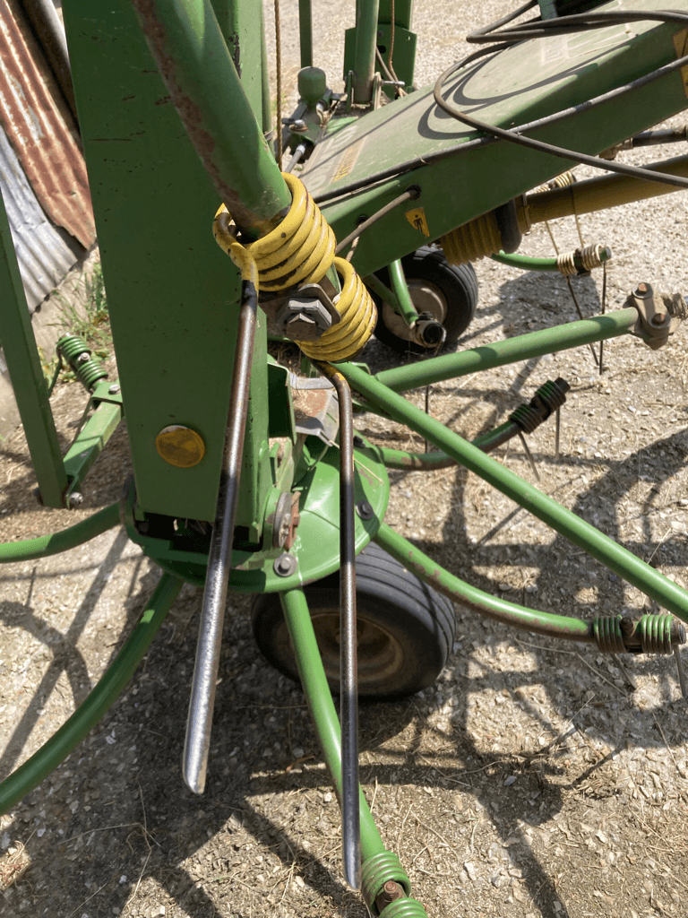 Kreiselheuer des Typs Krone KW 5.50, Gebrauchtmaschine in CONDE SUR VIRE (Bild 3)