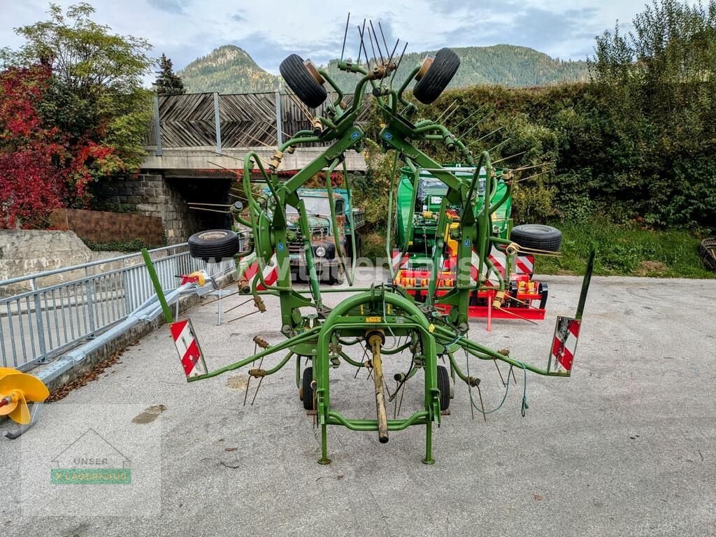 Kreiselheuer des Typs Krone KW 670/6, Gebrauchtmaschine in Schlitters (Bild 2)