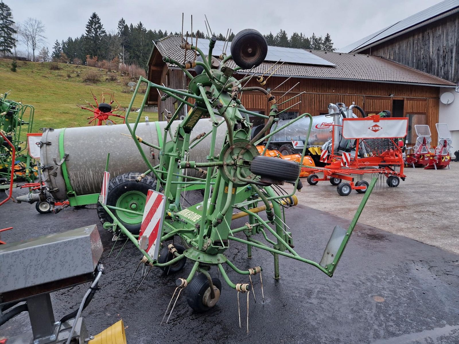 Kreiselheuer of the type Krone KW 670/6, Gebrauchtmaschine in Grünbach (Picture 2)