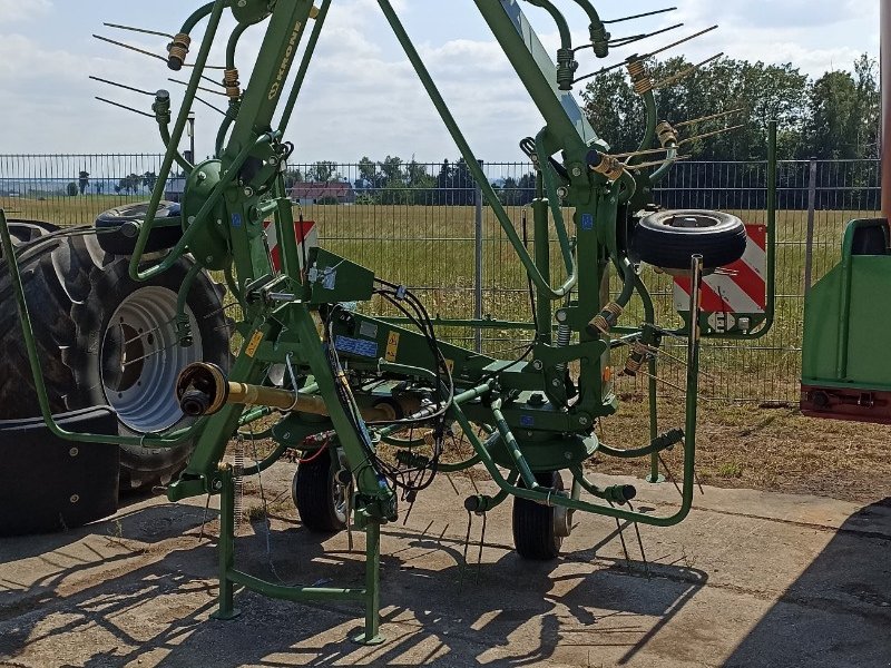 Kreiselheuer des Typs Krone KW 6.72/6, Gebrauchtmaschine in Ebersbach