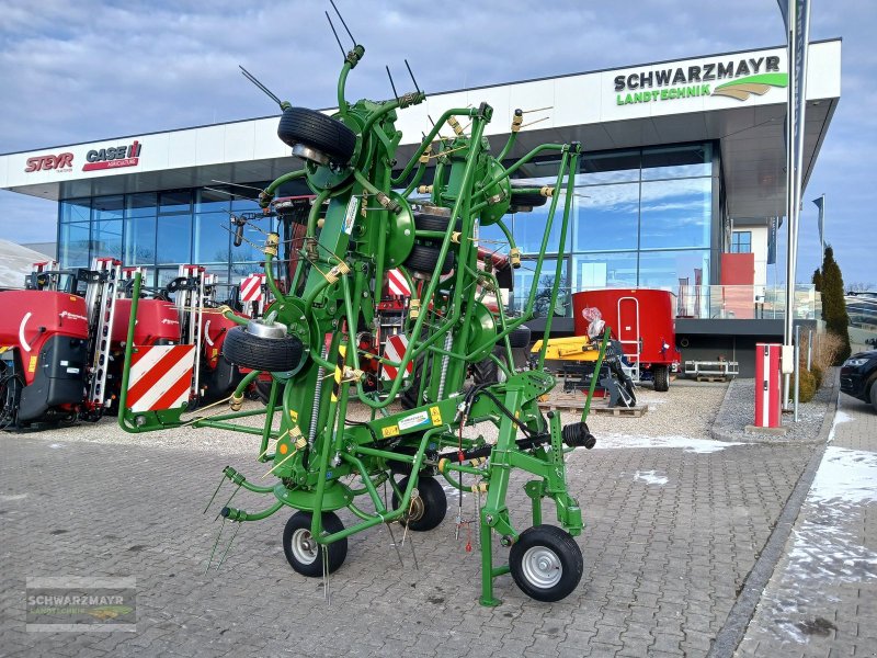 Kreiselheuer van het type Krone KW 8.82/8 mit hydr. Grenzstreueinrichtung, Gebrauchtmaschine in Aurolzmünster (Foto 1)