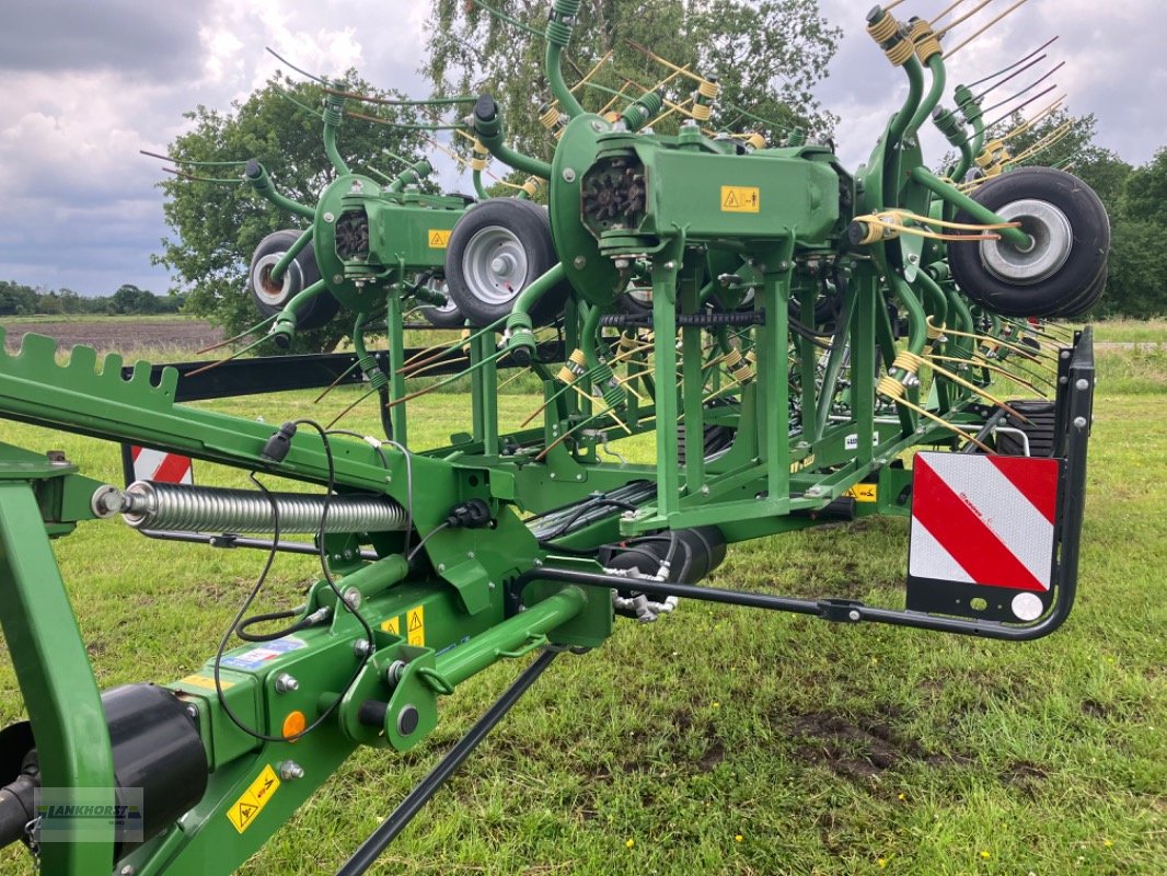 Kreiselheuer des Typs Krone KWT 2000, Neumaschine in Aurich (Bild 2)