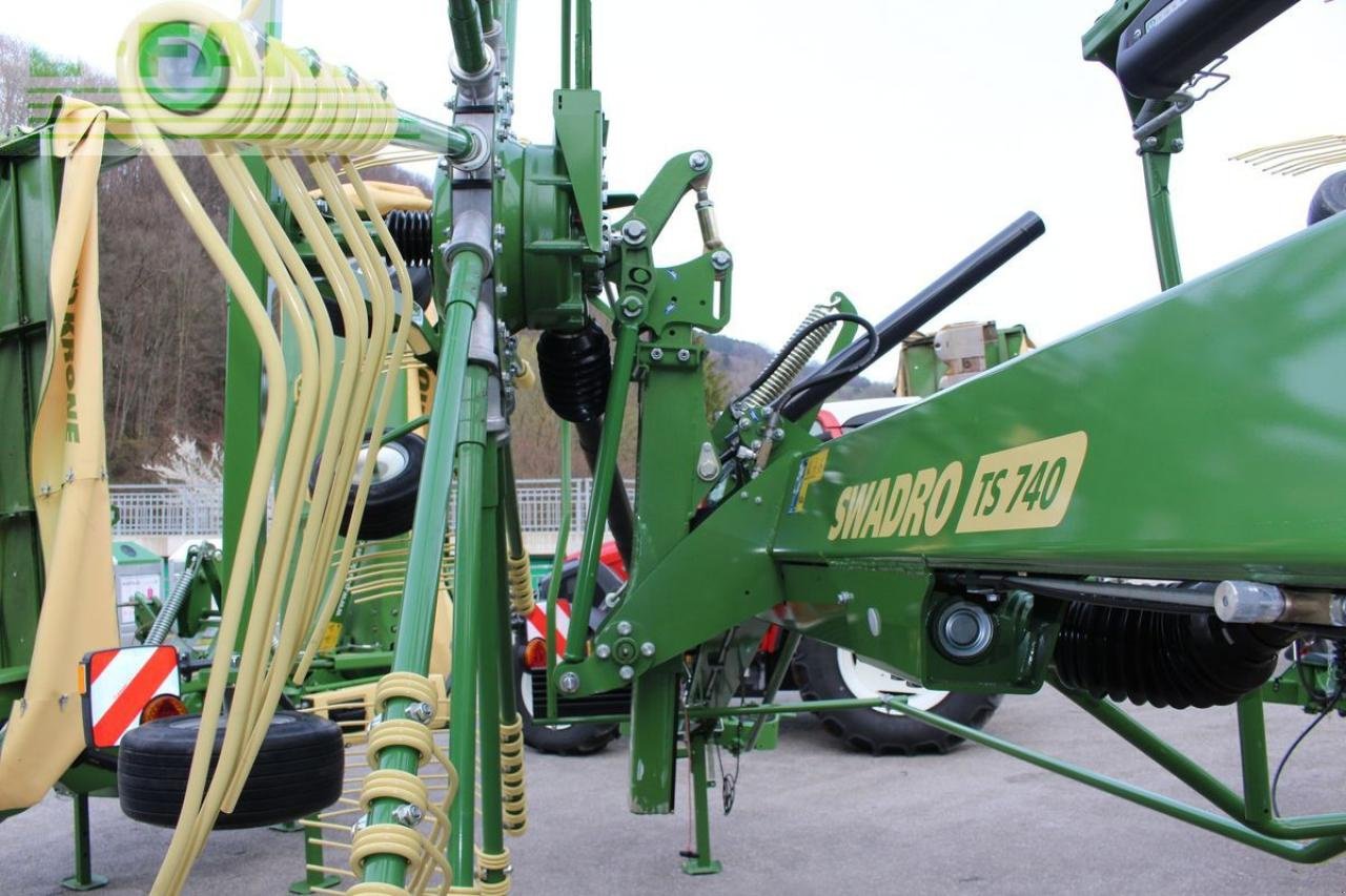 Kreiselheuer des Typs Krone swadro ts 740, Gebrauchtmaschine in RANDEGG (Bild 11)