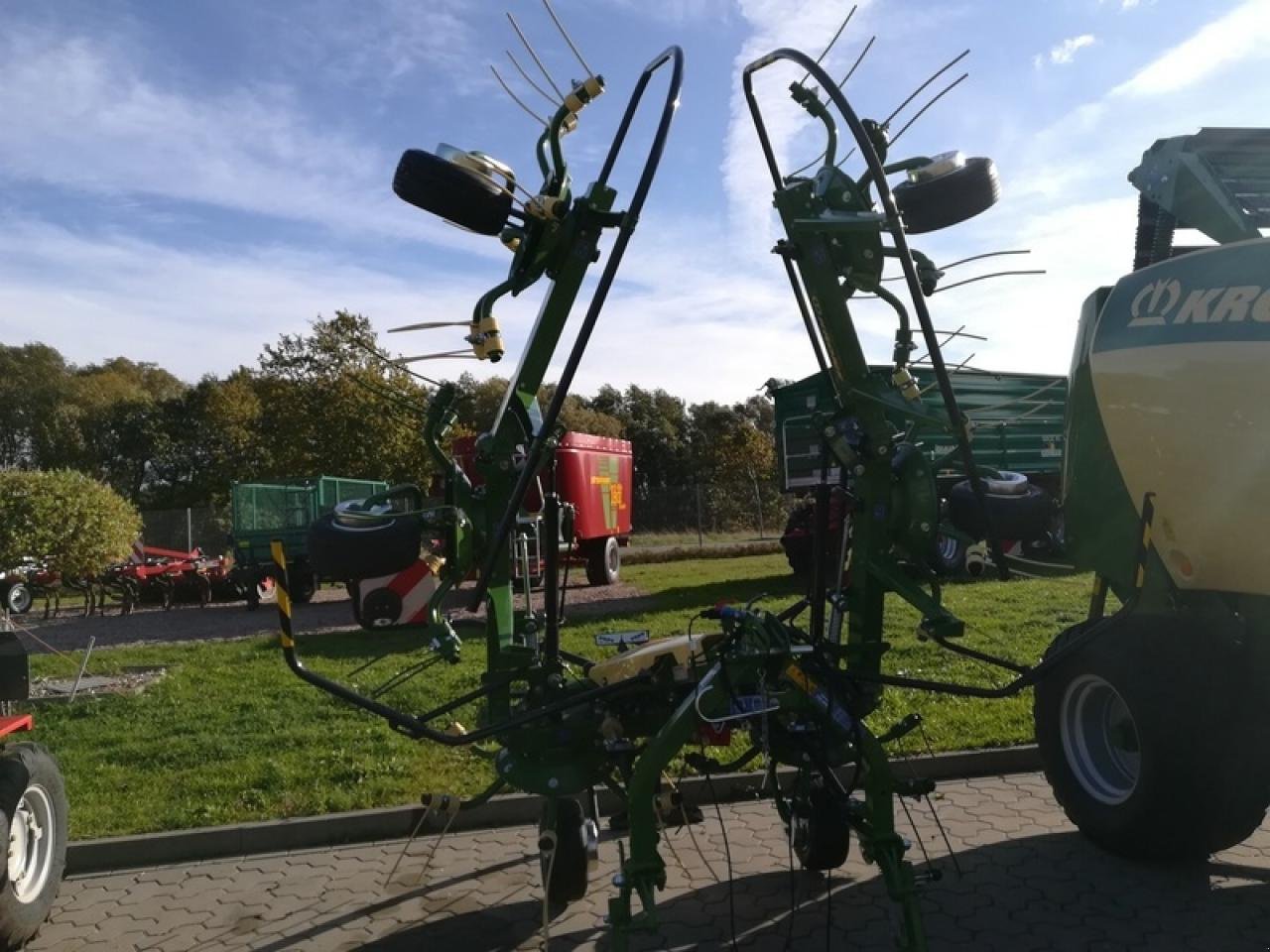 Kreiselheuer del tipo Krone VENDRO 680(KW103-23), Neumaschine en Neubukow (Imagen 3)