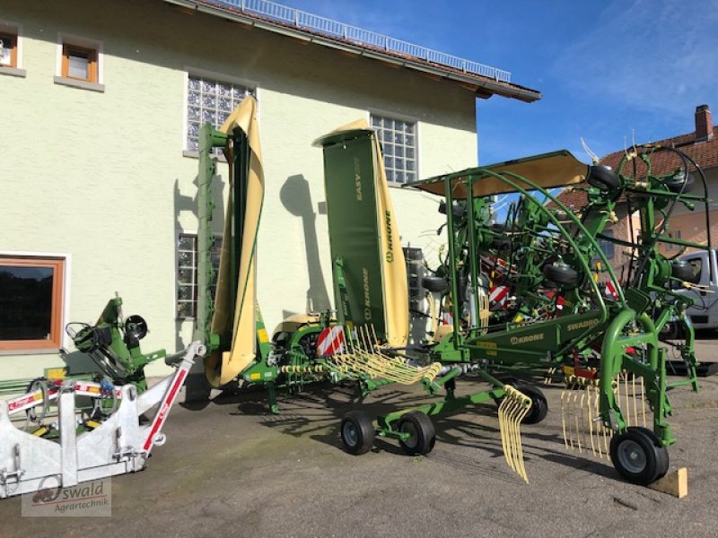 Kreiselheuer van het type Krone Vendro 680, Neumaschine in Regen (Foto 2)