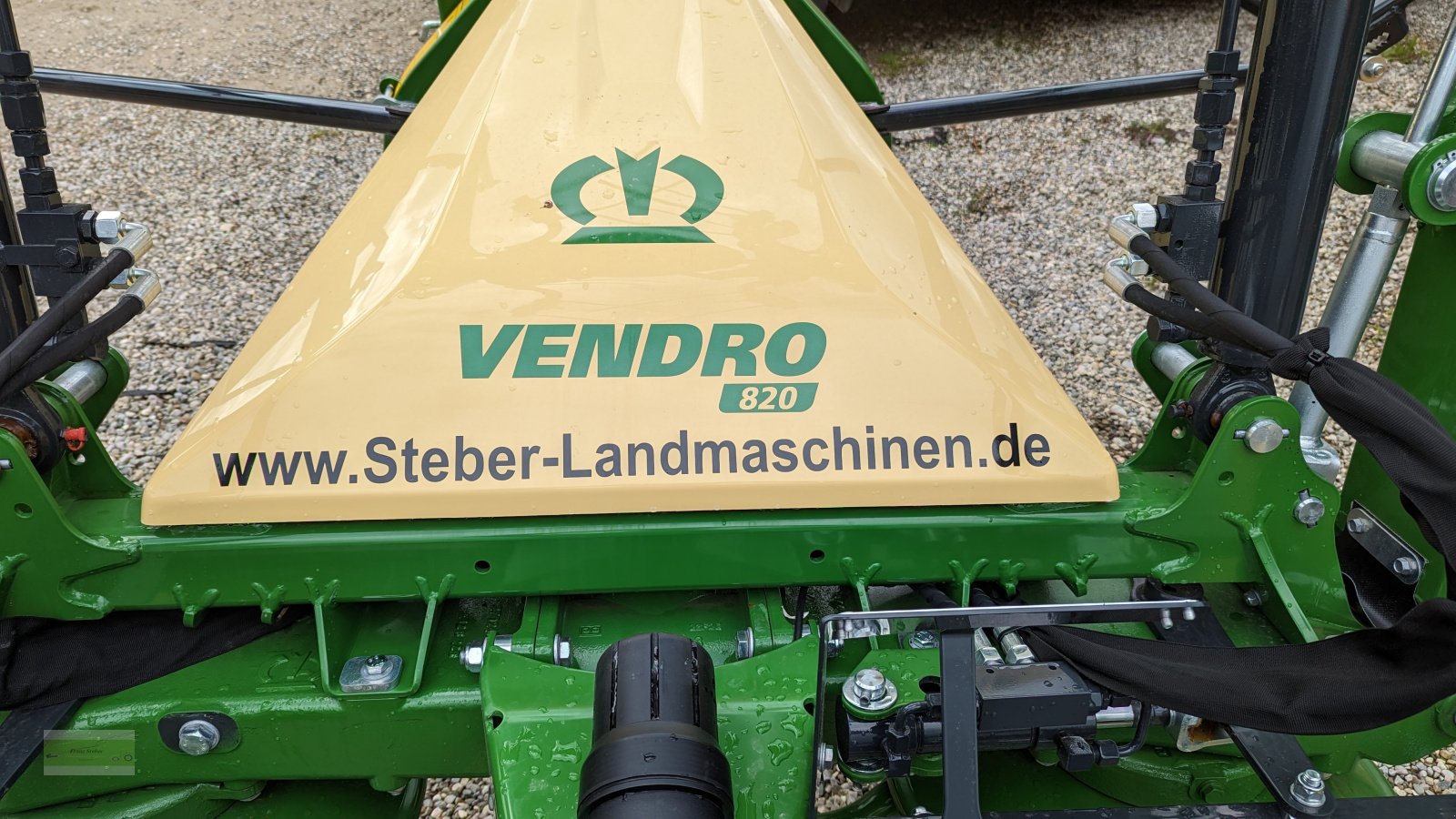 Kreiselheuer Türe ait Krone Vendro 820, Neumaschine içinde Ried (resim 3)