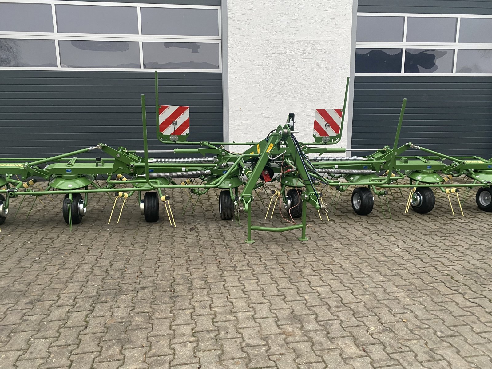 Kreiselheuer a típus Krone Vendro 900, Neumaschine ekkor: Bogen (Kép 4)