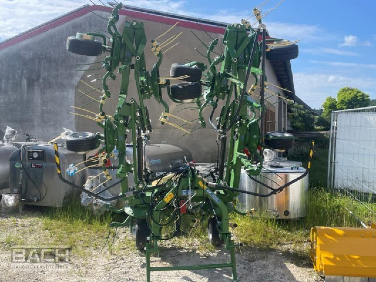 Kreiselheuer des Typs Krone VENDRO 900, Neumaschine in Boxberg-Seehof (Bild 4)