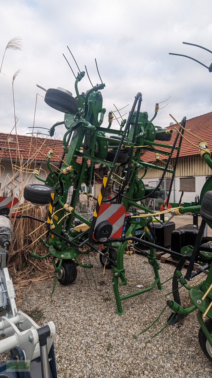 Kreiselheuer del tipo Krone Vendro 900, Neumaschine en Ried (Imagen 1)