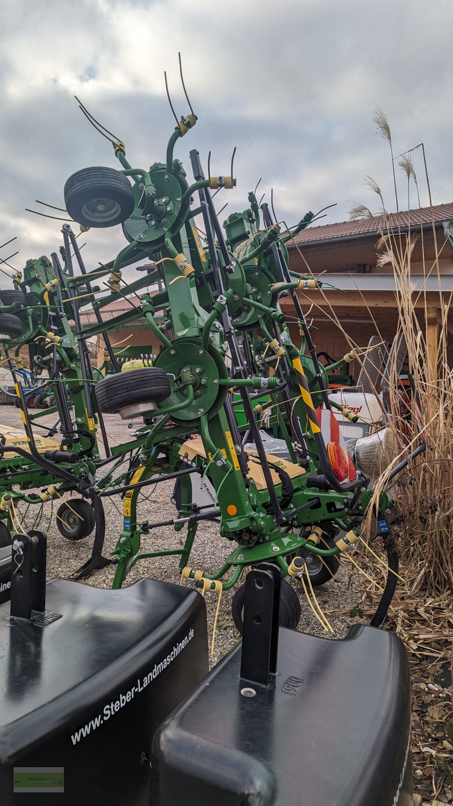 Kreiselheuer des Typs Krone Vendro 900, Neumaschine in Ried (Bild 7)