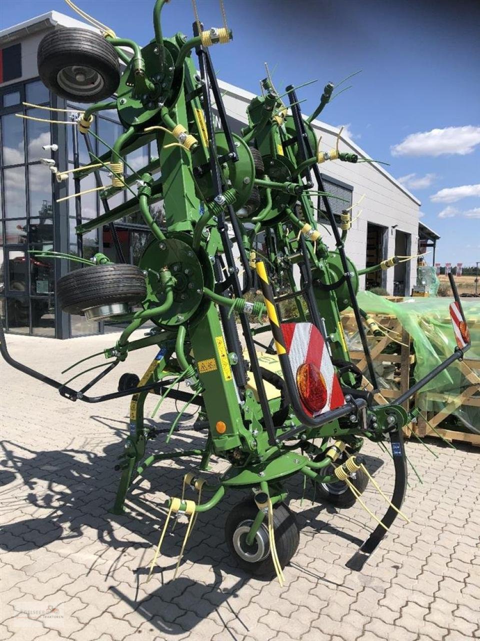 Kreiselheuer van het type Krone Vendro 900, Neumaschine in Fürth / Burgfarrnbach (Foto 1)