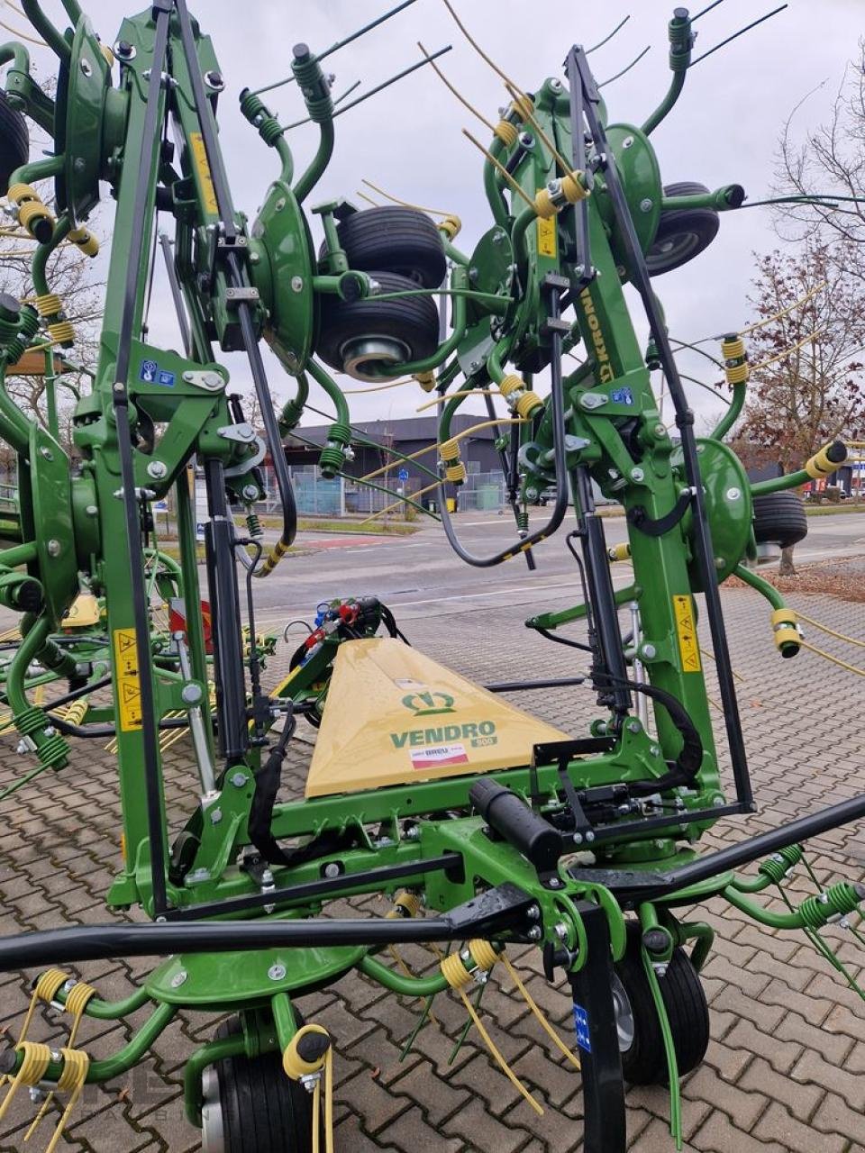 Kreiselheuer del tipo Krone Vendro 900, Neumaschine en Straubing (Imagen 2)