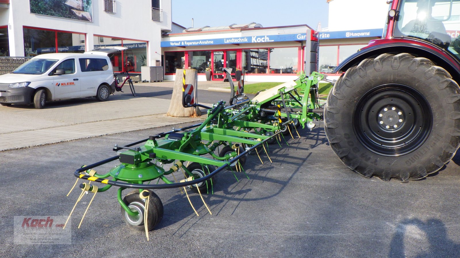 Kreiselheuer of the type Krone Vendro 900, Neumaschine in Neumarkt / Pölling (Picture 2)