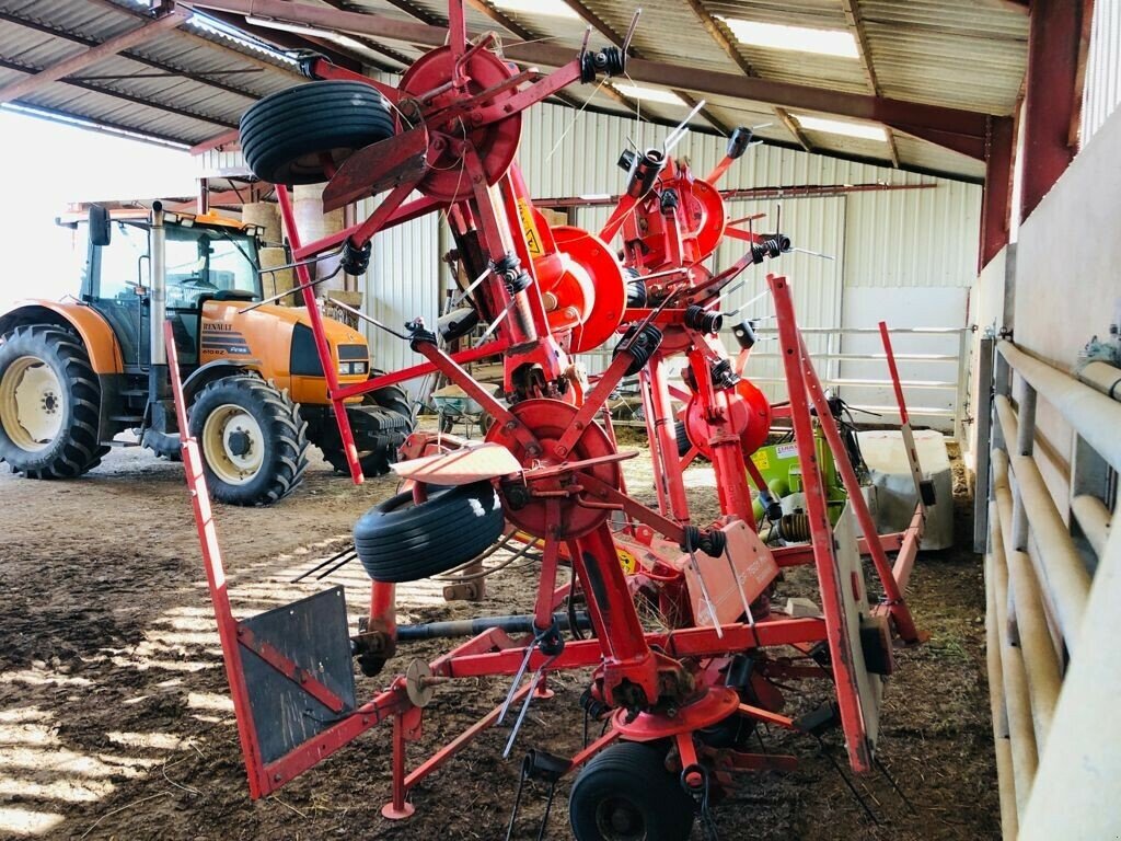 Kreiselheuer typu Kuhn 7601 MH, Gebrauchtmaschine v VAROIS & CHAIGNOT (Obrázek 2)