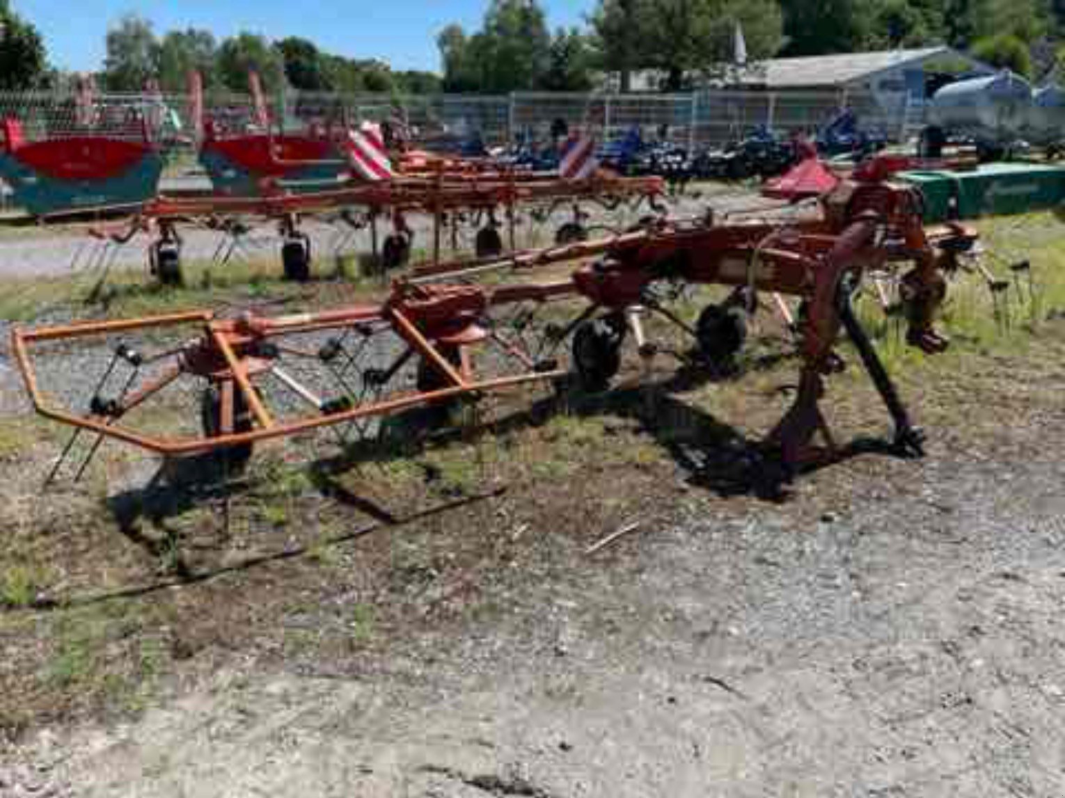 Kreiselheuer типа Kuhn Faneur 6301 Kuhn, Gebrauchtmaschine в LA SOUTERRAINE (Фотография 4)