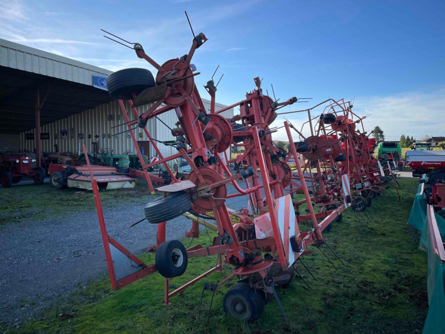 Kreiselheuer des Typs Kuhn Faneur Gf7702 Kuhn, Gebrauchtmaschine in LA SOUTERRAINE (Bild 3)