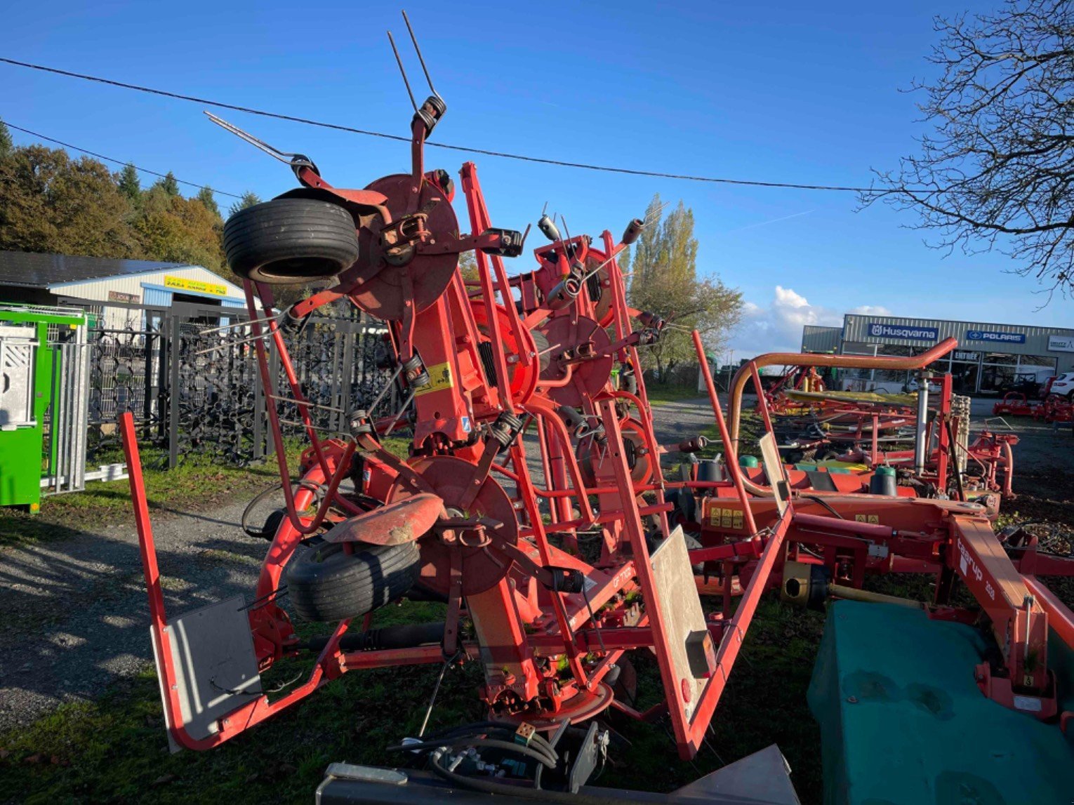 Kreiselheuer des Typs Kuhn Faneur Gf7702 Kuhn, Gebrauchtmaschine in LA SOUTERRAINE (Bild 2)