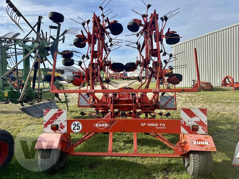 Kreiselheuer du type Kuhn GF 10601, Gebrauchtmaschine en Jördenstorf (Photo 1)