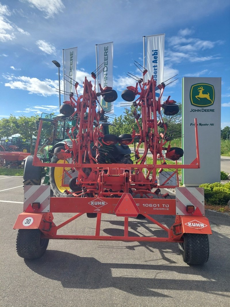 Kreiselheuer tipa Kuhn GF 10601TO, Gebrauchtmaschine u Lengnau (Slika 2)