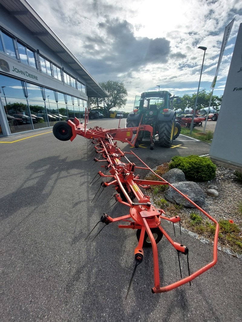 Kreiselheuer typu Kuhn GF 10601TO, Gebrauchtmaschine w Lengnau (Zdjęcie 10)