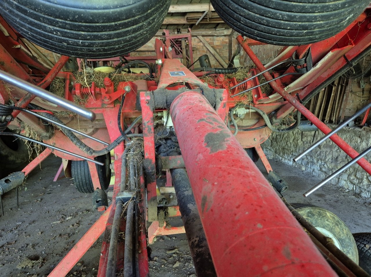 Kreiselheuer van het type Kuhn GF 10802 T, Gebrauchtmaschine in MANDRES-SUR-VAIR (Foto 6)