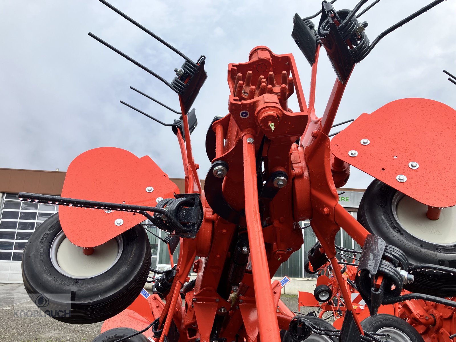 Kreiselheuer van het type Kuhn GF 10803 T, Neumaschine in Ravensburg (Foto 8)