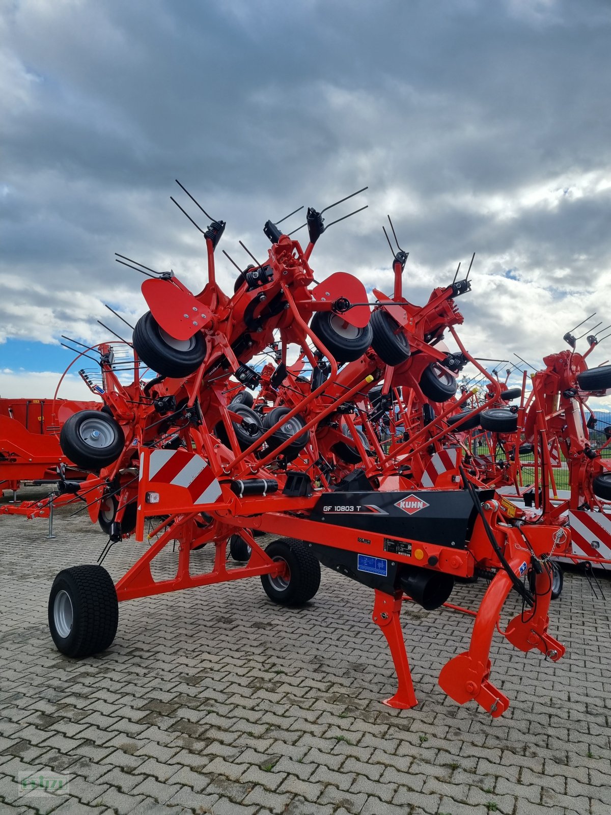 Kreiselheuer del tipo Kuhn GF 10803 T, Neumaschine en Bruckmühl (Imagen 1)