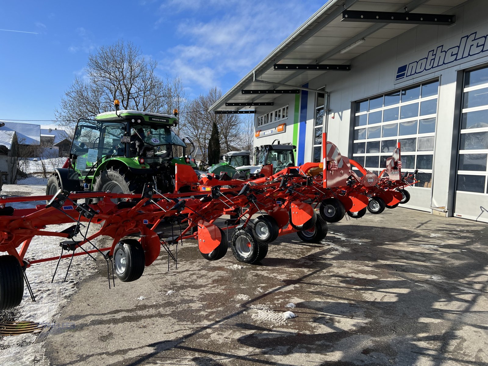 Kreiselheuer del tipo Kuhn GF 10803 T, Neumaschine In Pforzen (Immagine 18)