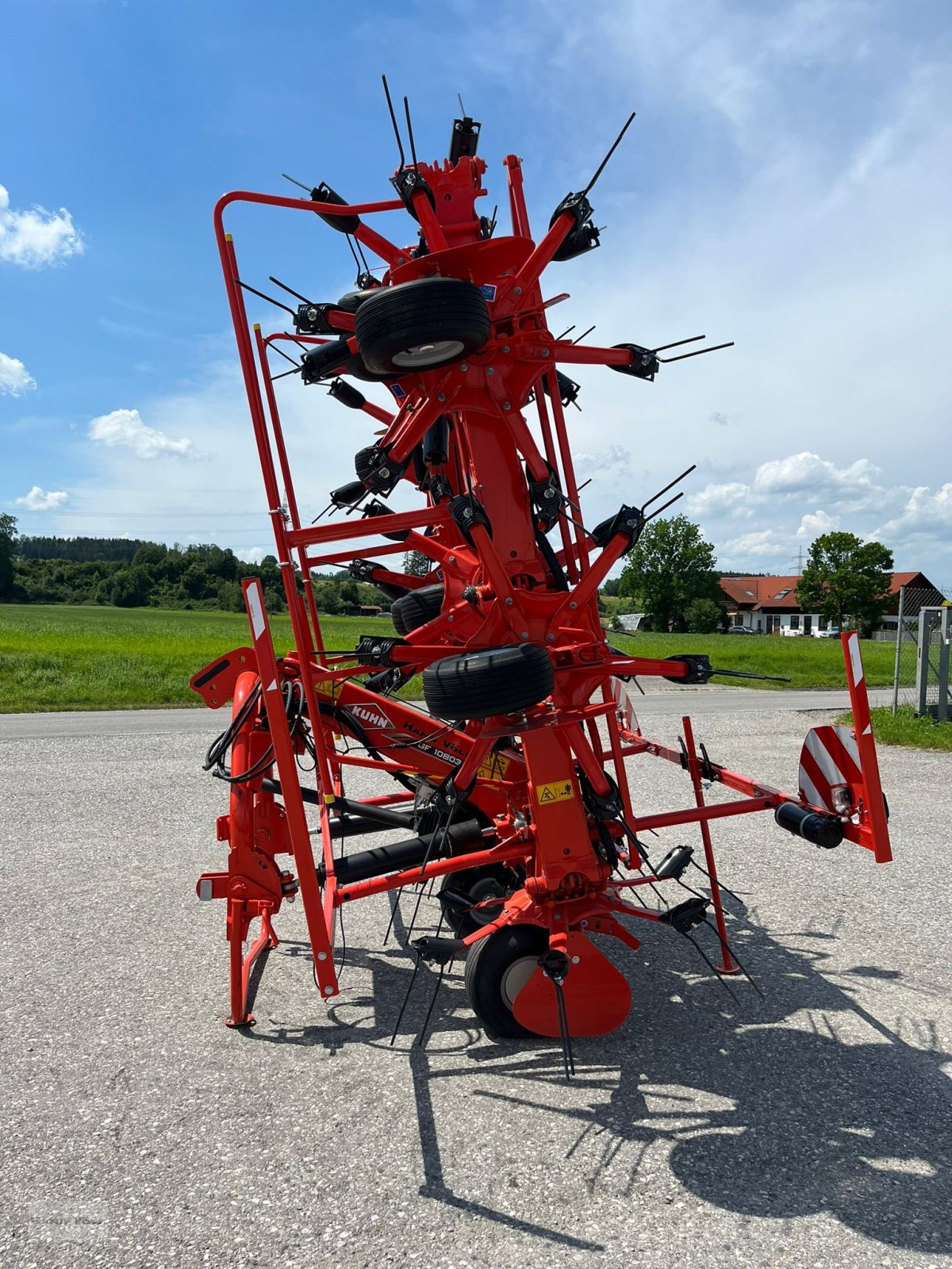 Kreiselheuer tipa Kuhn GF 10803, Neumaschine u Antdorf (Slika 9)