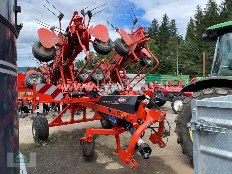 Kreiselheuer van het type Kuhn GF 10812 T, Neumaschine in Klagenfurt (Foto 1)