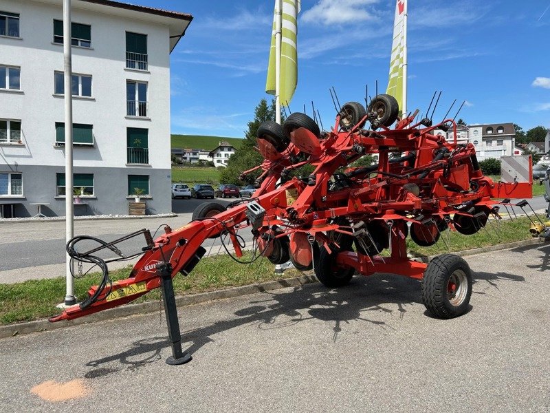 Kreiselheuer типа Kuhn GF 13002, Gebrauchtmaschine в Domdidier (Фотография 1)