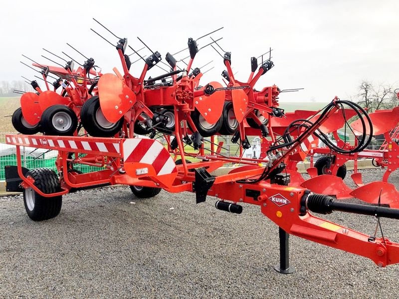 Kreiselheuer tipa Kuhn GF 13003 T Kreiselheuer, Neumaschine u St. Marienkirchen (Slika 2)