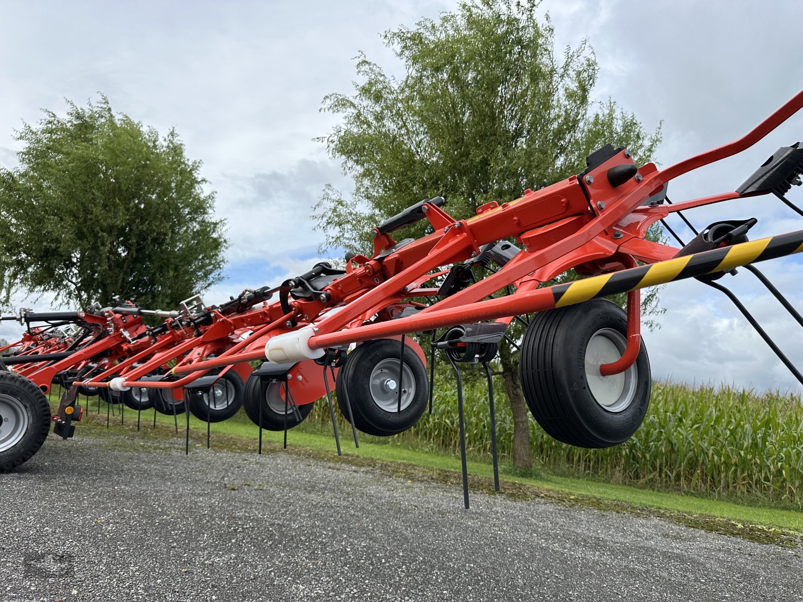 Kreiselheuer van het type Kuhn GF 13003 T, Neumaschine in Rankweil (Foto 5)