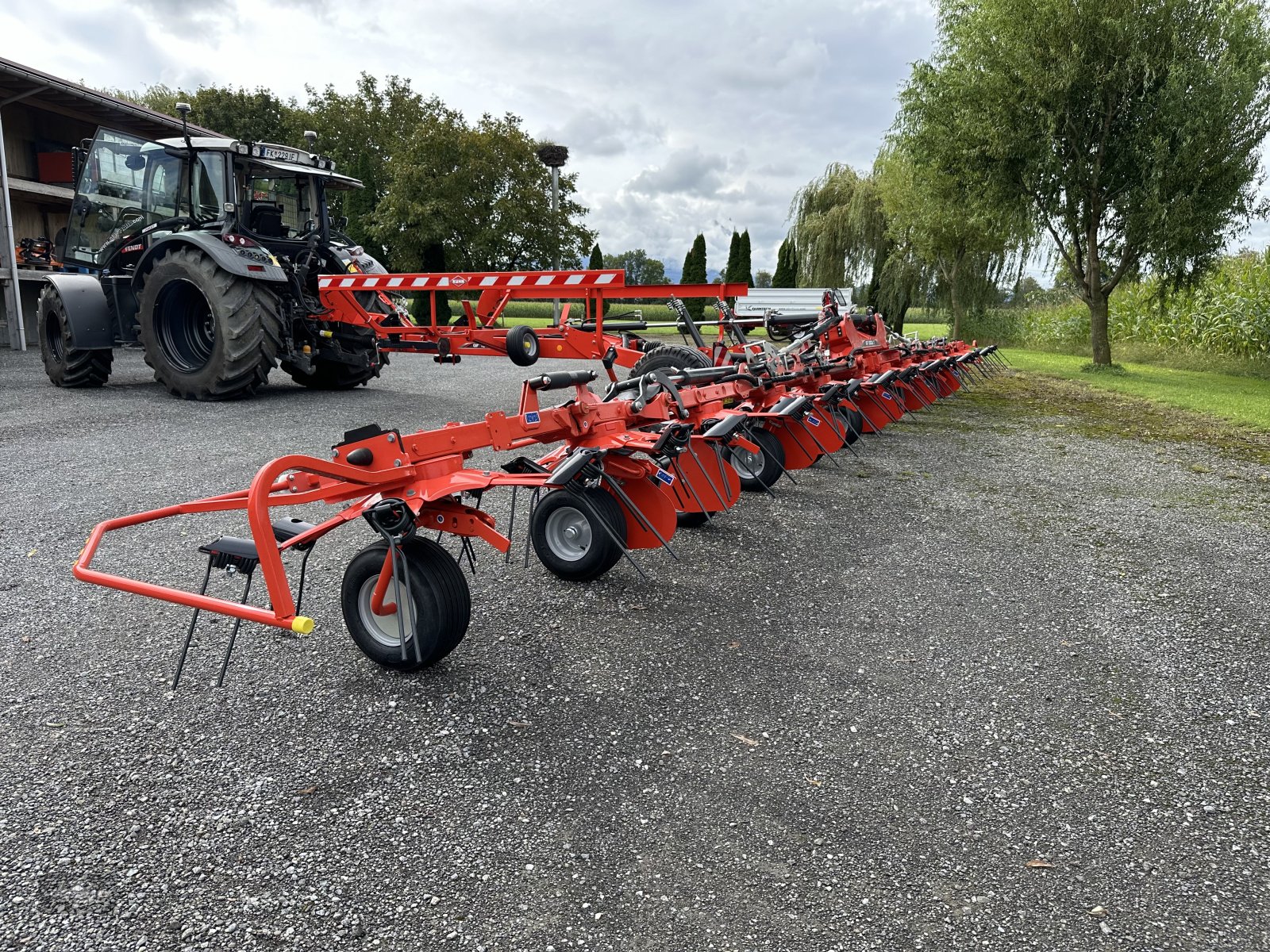 Kreiselheuer van het type Kuhn GF 13003 T, Neumaschine in Rankweil (Foto 10)