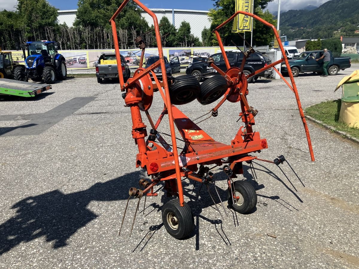 Kreiselheuer des Typs Kuhn GF 3701, Gebrauchtmaschine in Villach (Bild 3)