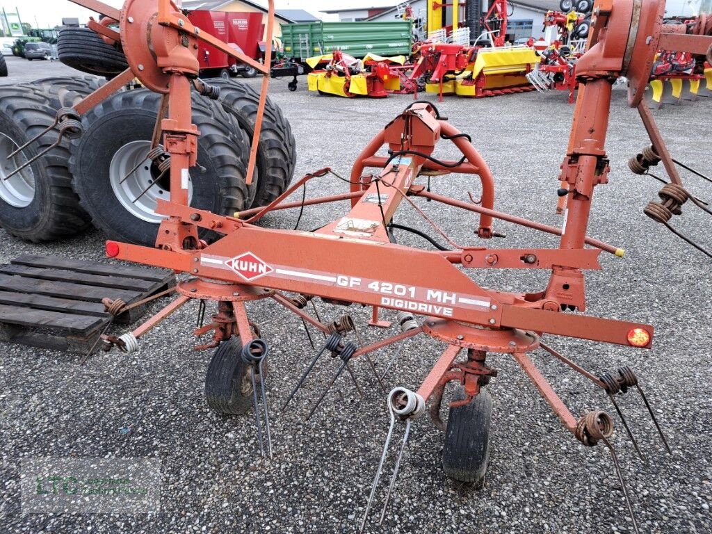 Kreiselheuer van het type Kuhn GF 4201 MH, Gebrauchtmaschine in Redlham (Foto 3)