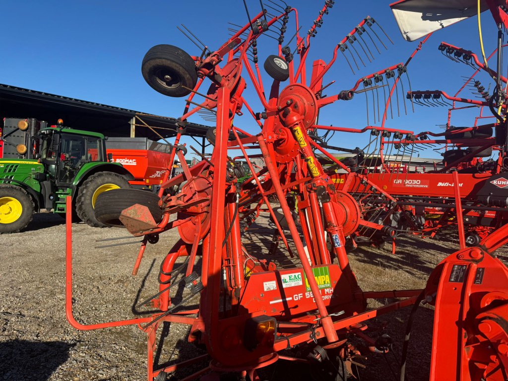 Kreiselheuer a típus Kuhn GF 5801 MH, Gebrauchtmaschine ekkor: SAINT FLOUR (Kép 5)