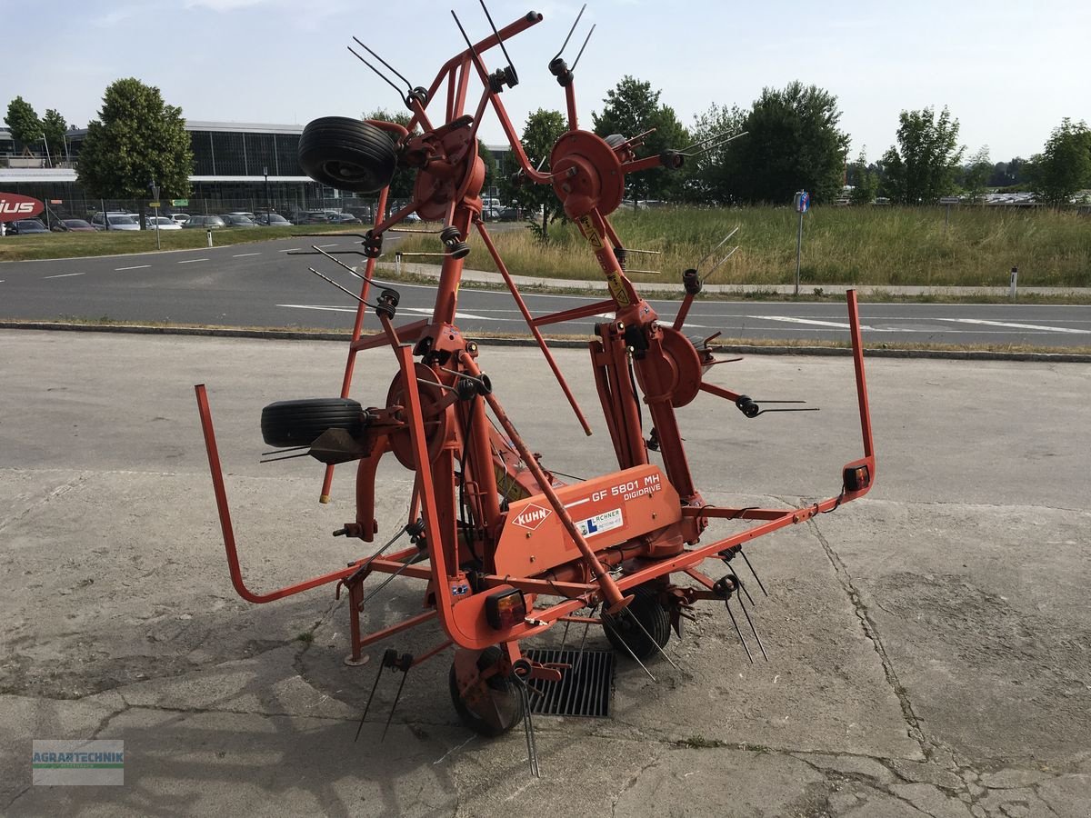 Kreiselheuer van het type Kuhn GF 5801 MH, Gebrauchtmaschine in Pettenbach (Foto 3)